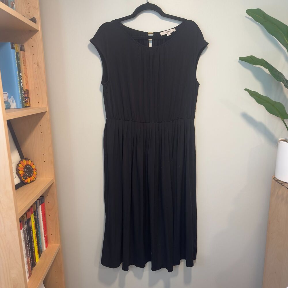 LOFT Black Midi Dress – Classic Flowy Fit (Large)